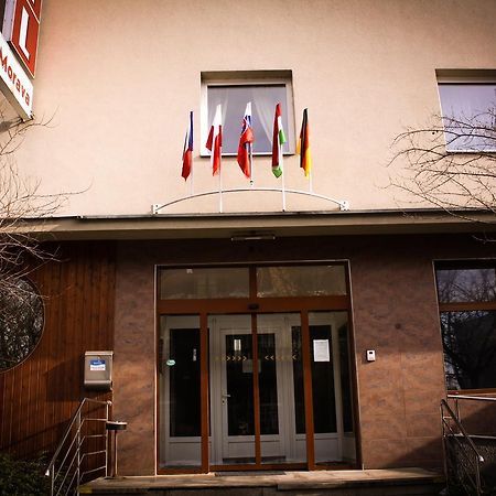 Hotel Morava Uherské Hradiště Exterior foto